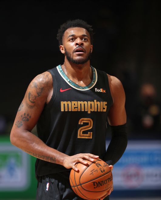 孟菲斯灰熊关键时刻外线爆发;志在西甲名次提升;管理层满意;赛程密集仍需轮换 孟菲斯灰熊关键时刻外线爆发;志在西甲名次提升;管理层满意;赛程密集仍需轮换